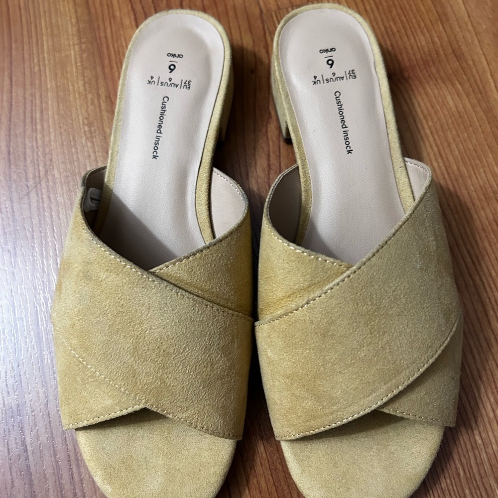 Women's Tan Suede Slide Sandals